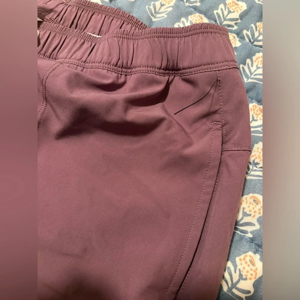 Rhone R&R Swim Trunks Shadow Plum Mens Medium NWOT 7.5” Stretch Swim Short